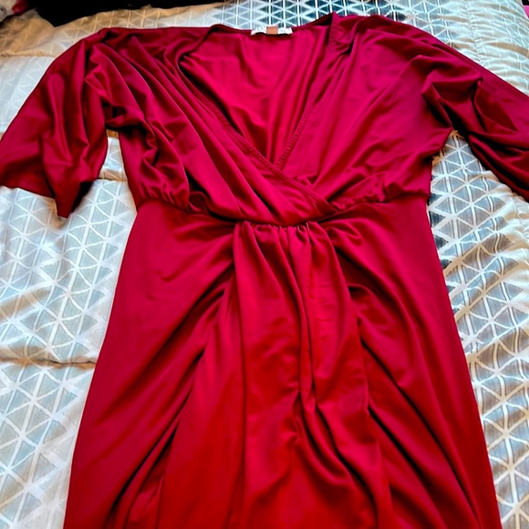 Burgundy dress - Picture 2 of 3